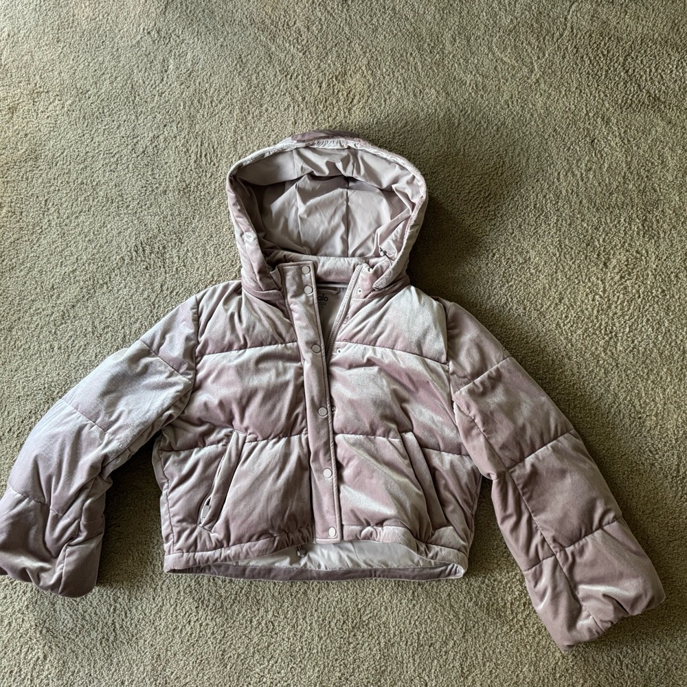 ALO Yoga Mauve Puffer Jacket
